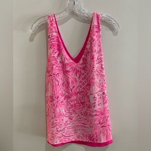 Lilly Pulitzer large Florin reversible top. Pink.